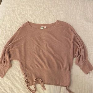 Gap sweater/long sleeve- light pink